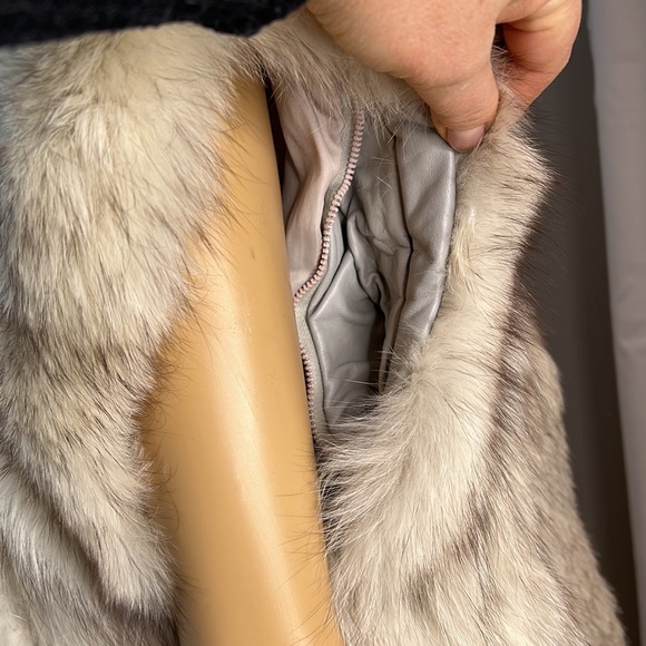 Vintage Gray Real Fox Fur Vest - Picture 10 of 10